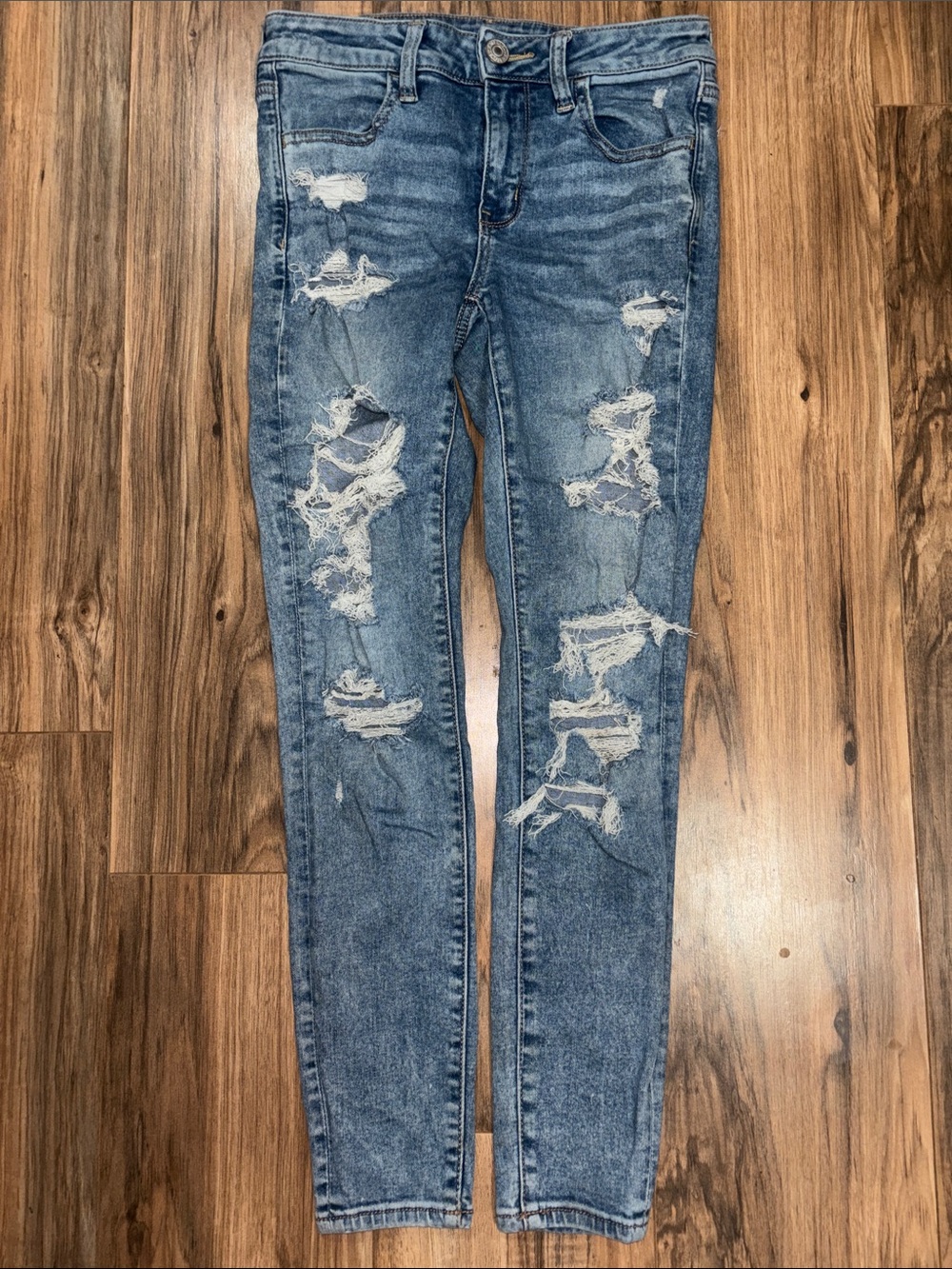 American Eagle Outfitters Distressed Light Blue Skinny Jeans